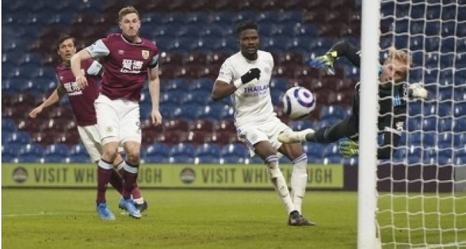 瓦尔迪戴帽莱斯特城主场大胜伯恩利  瓦尔迪戴帽莱斯特城主场大胜伯恩利